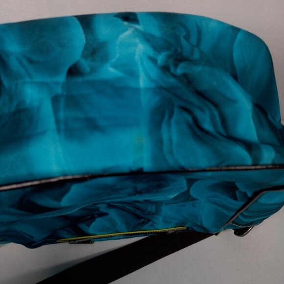 Nike Tote Bag Blue Abstract Print Padded Shoulder Strap Trippy Swirl Travel - Picture 11 of 16